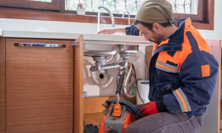 How to Unclog A Kitchen Sink