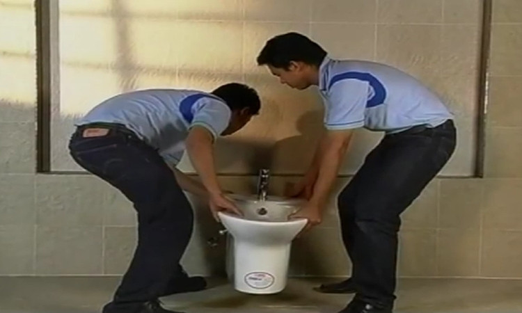 Important Point to Consider During A Toilet Bowl Installation